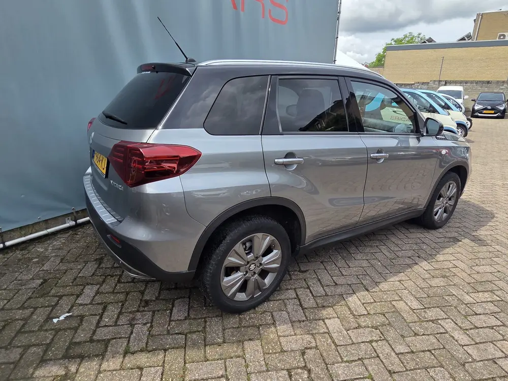 Suzuki Vitara 1.0 Boosterjet AUTOMAAT NAVI TEL CAMERA CC ECC uit 2019, foto 3