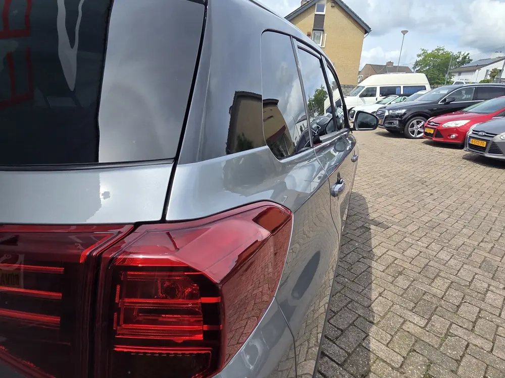 Suzuki Vitara 1.0 Boosterjet AUTOMAAT NAVI TEL CAMERA CC ECC uit 2019, foto 8