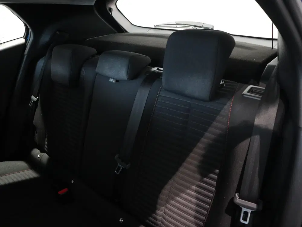 Peugeot 2008 Active NAVIGATIE uit 2021, foto 8
