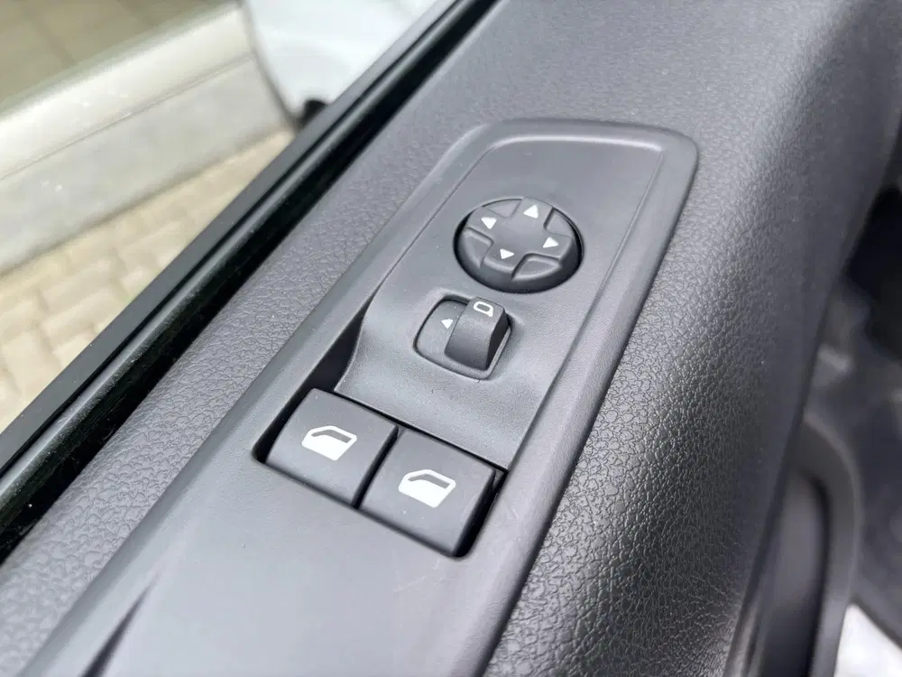 Toyota Proace 2.0 D-4D Live uit 2024, foto 16