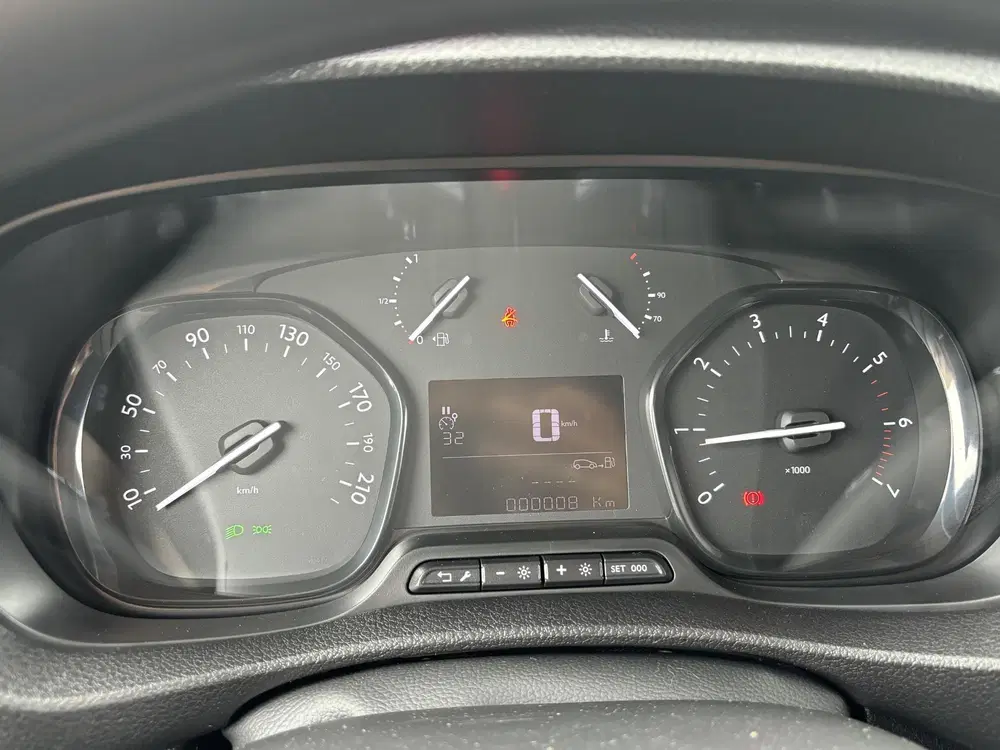 Toyota Proace 2.0 D-4D Live uit 2024, foto 3