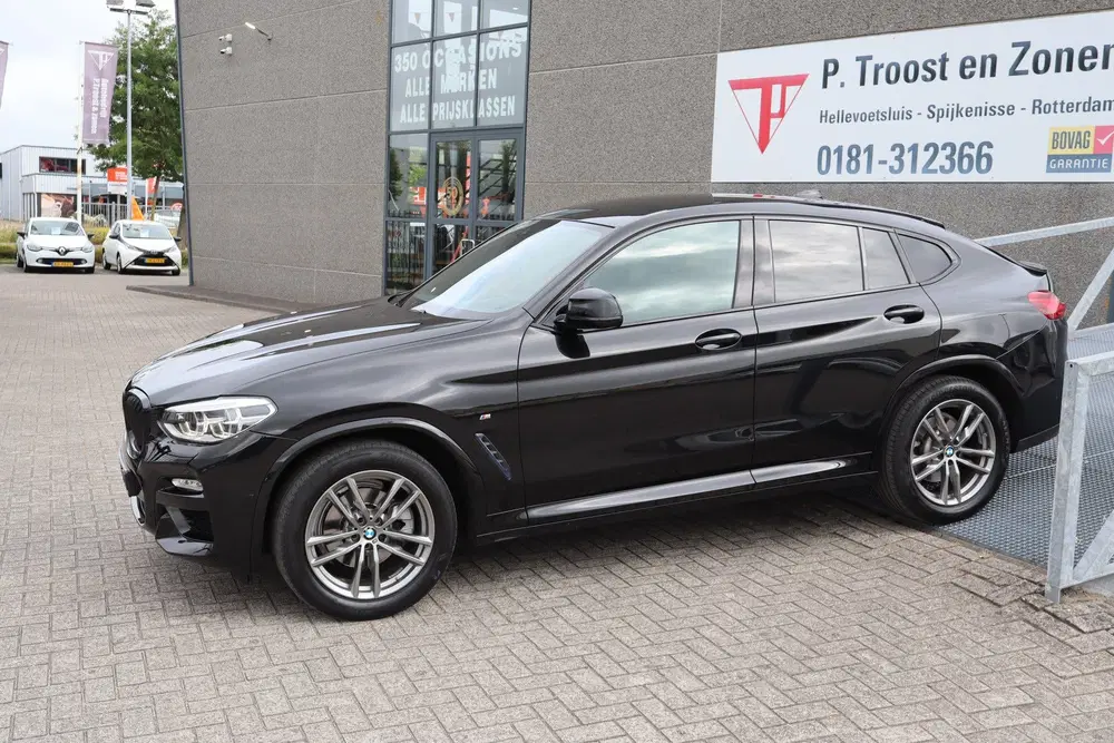 BMW X4 xDrive20i High Executive Apple carplay uit 2019, foto 4