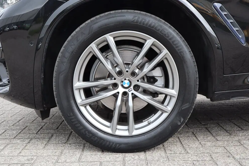 BMW X4 xDrive20i High Executive Apple carplay uit 2019, foto 5