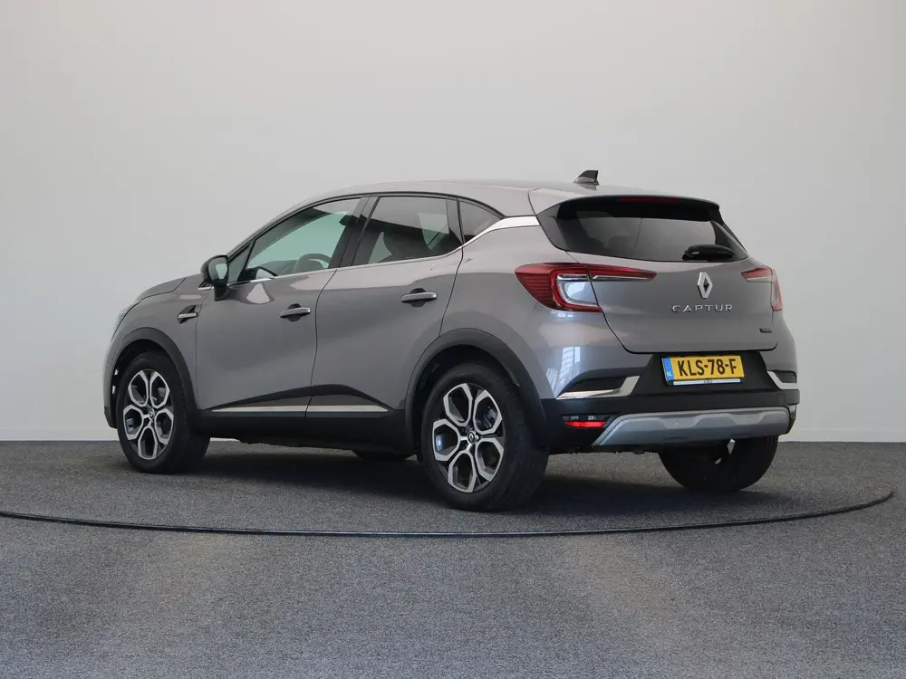 Renault Captur 1.6 E-Tech Hybrid 145 Techno uit 2022, foto 2