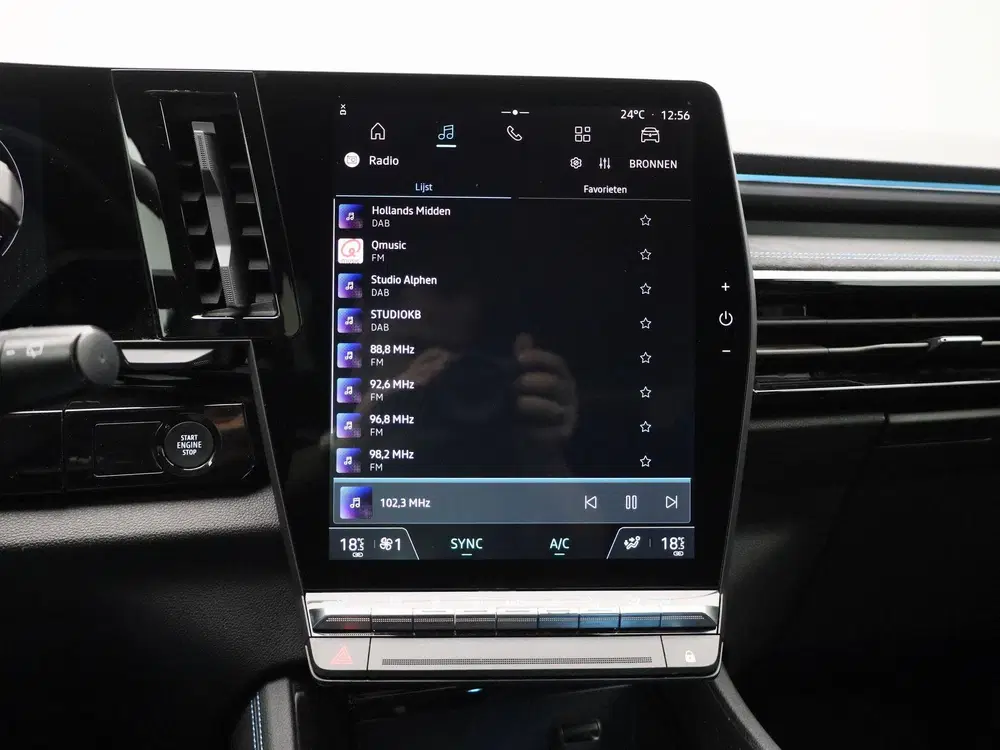 Renault Austral 1.2 E-Tech full hybrid 200 techno esprit A uit 2024, foto 17