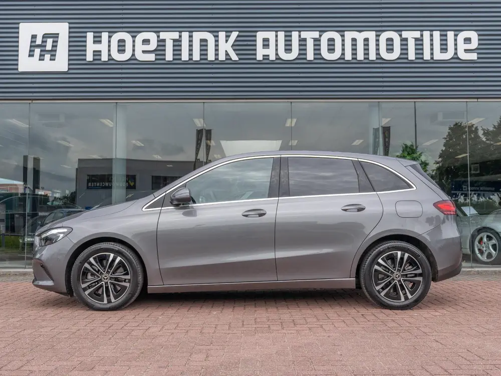 Mercedes-Benz B-Klasse 250 e Star Edition uit 2024, foto 10