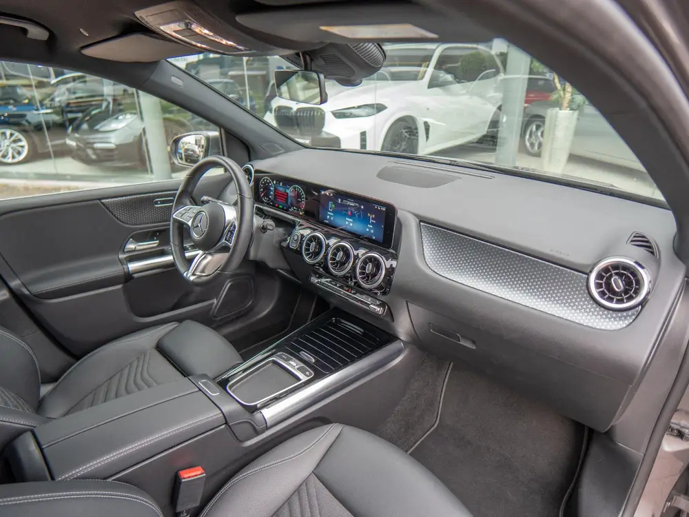Mercedes-Benz B-Klasse 250 e Star Edition uit 2024, foto 6
