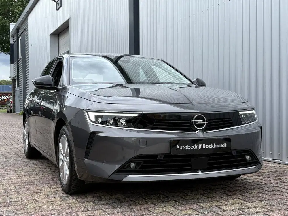 Opel Astra 1.2 Edition uit 2023, foto 11