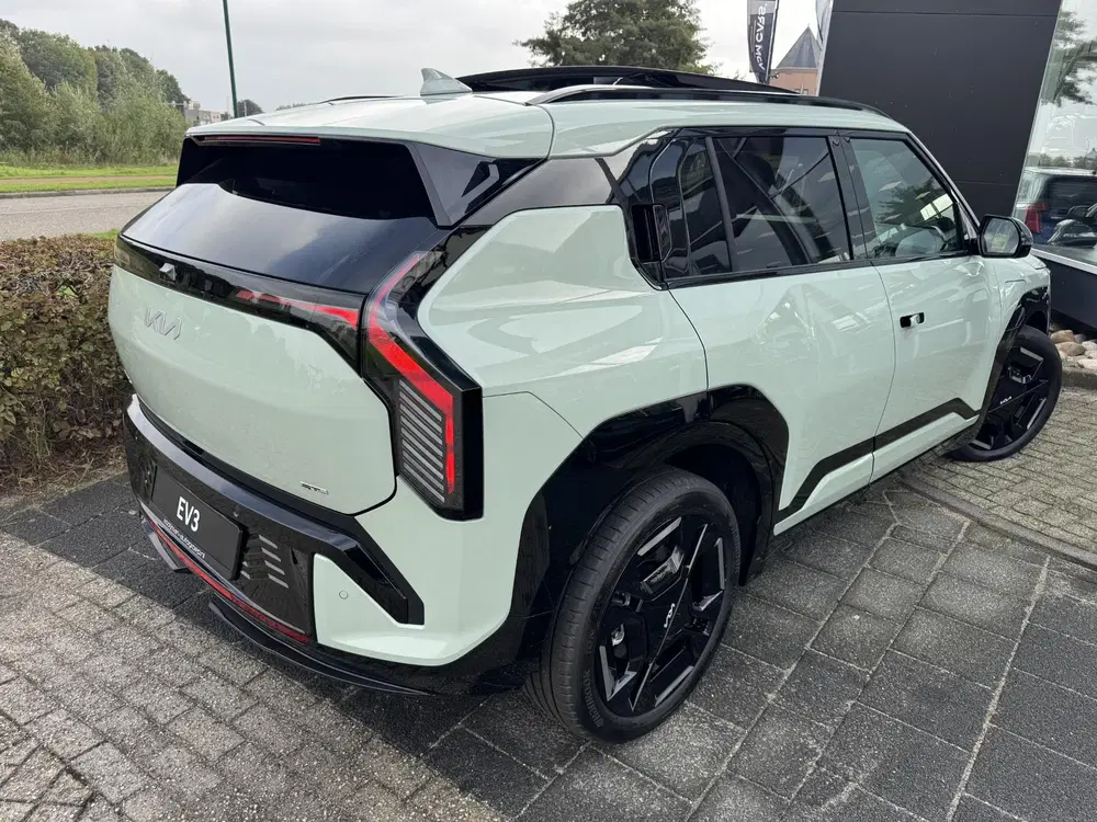 Kia EV3 GT-Line 81.4 kWh Inclusief 3000 Euro Inrui uit 2026, foto 7