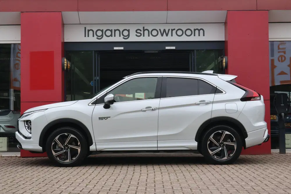 Mitsubishi Eclipse Cross 2.4 PHEV Executive uit 2022, foto 2