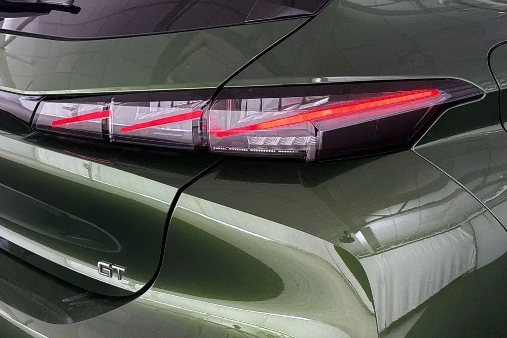 Peugeot 308 1.2 PureTech GT Automaat Navigatie LED Kop uit 2022, foto 19