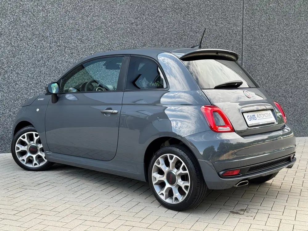 Fiat 500 1.0 Hybrid Sport uit 2022, foto 13