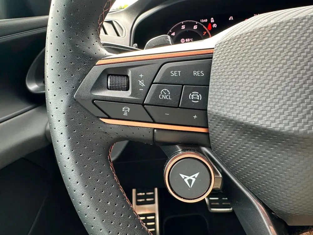 Cupra Terramar 1.5 TSI e-Hybrid KEYLESS uit 2025, foto 12