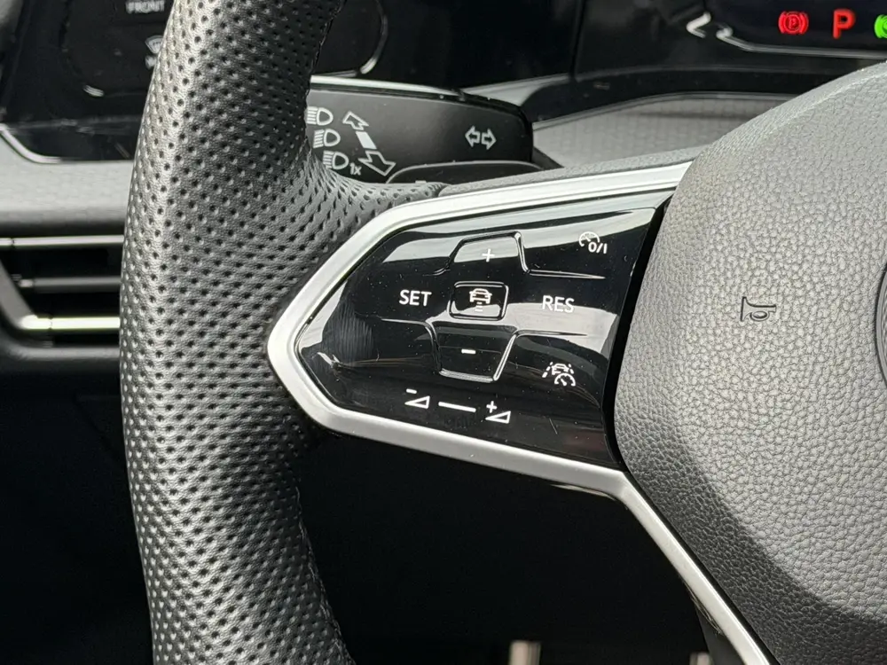 Volkswagen Golf 2.0 TSI GTI 245PK | Panoramadak | Stoel- en uit 2020, foto 20
