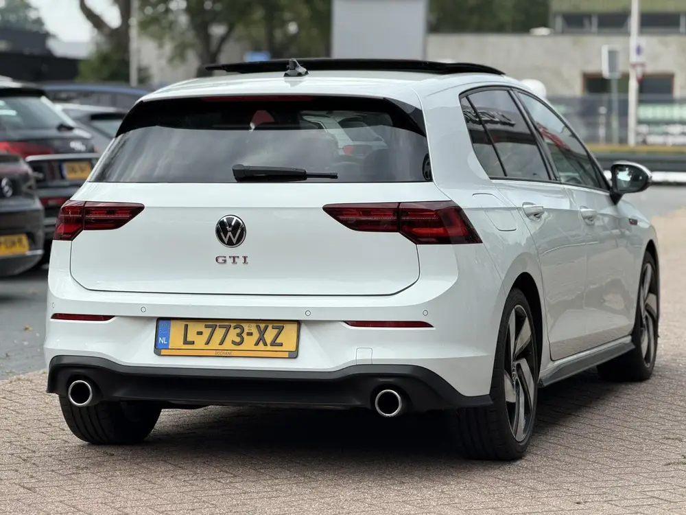 Volkswagen Golf 2.0 TSI GTI 245PK | Panoramadak | Stoel- en uit 2020, foto 3