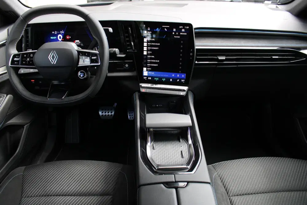 Renault Espace E-Tech full hybrid 200 esprit Alpine 7p Au uit 2025, foto 3