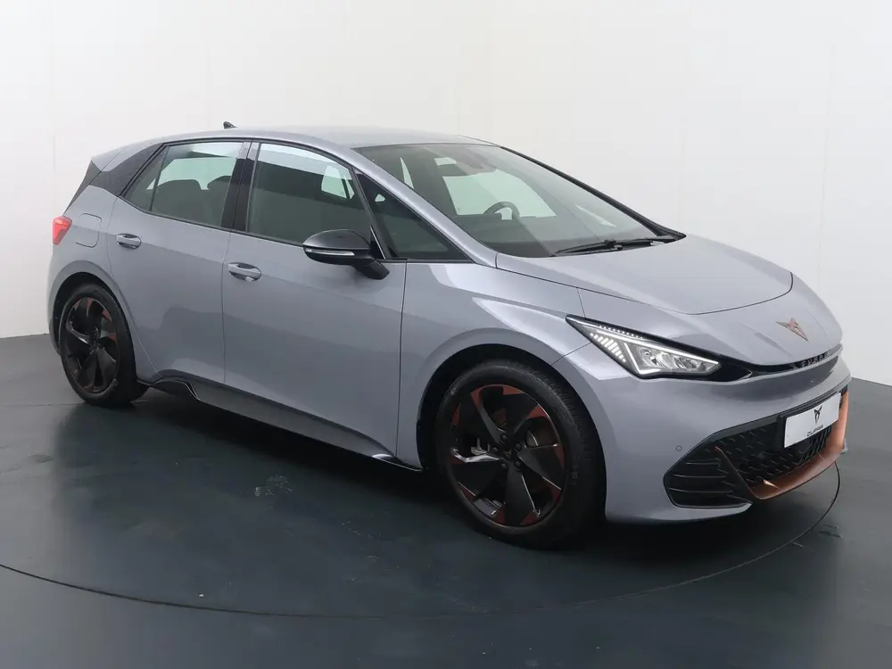 Cupra Born Impulse 62 kWh uit 2024, foto 3