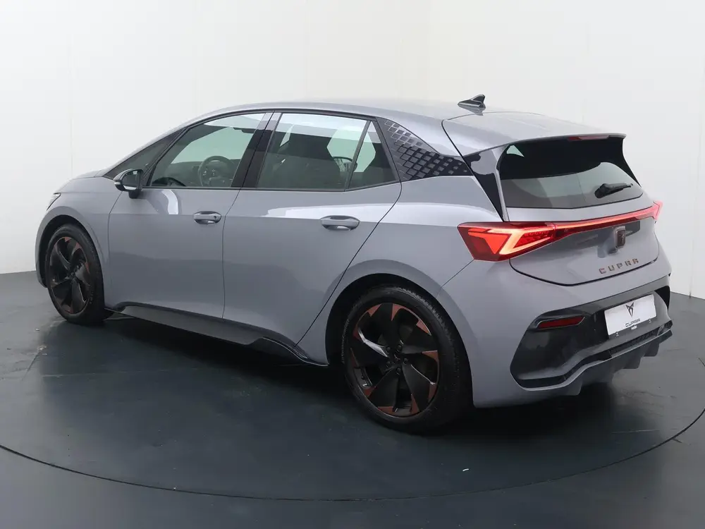 Cupra Born Impulse 62 kWh uit 2024, foto 4
