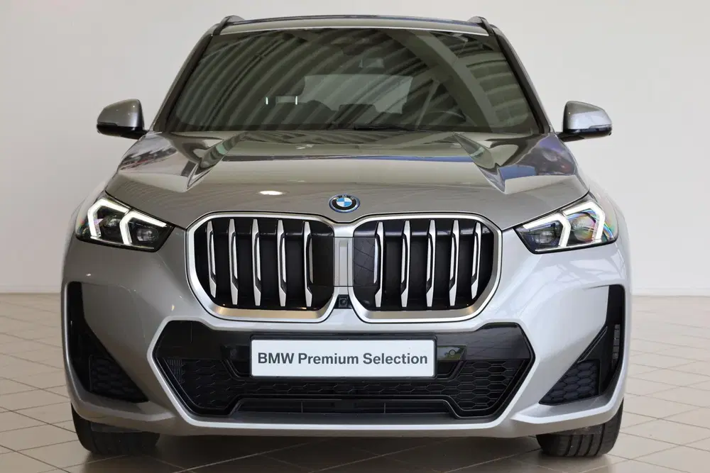 BMW X1 xDrive30e uit 2023, foto 5