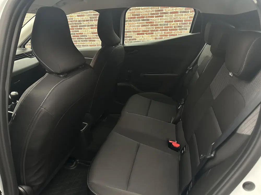 Mitsubishi Colt 1.0 MT Pure Carplay Navi Led Airco Zuinig uit 2025, foto 20