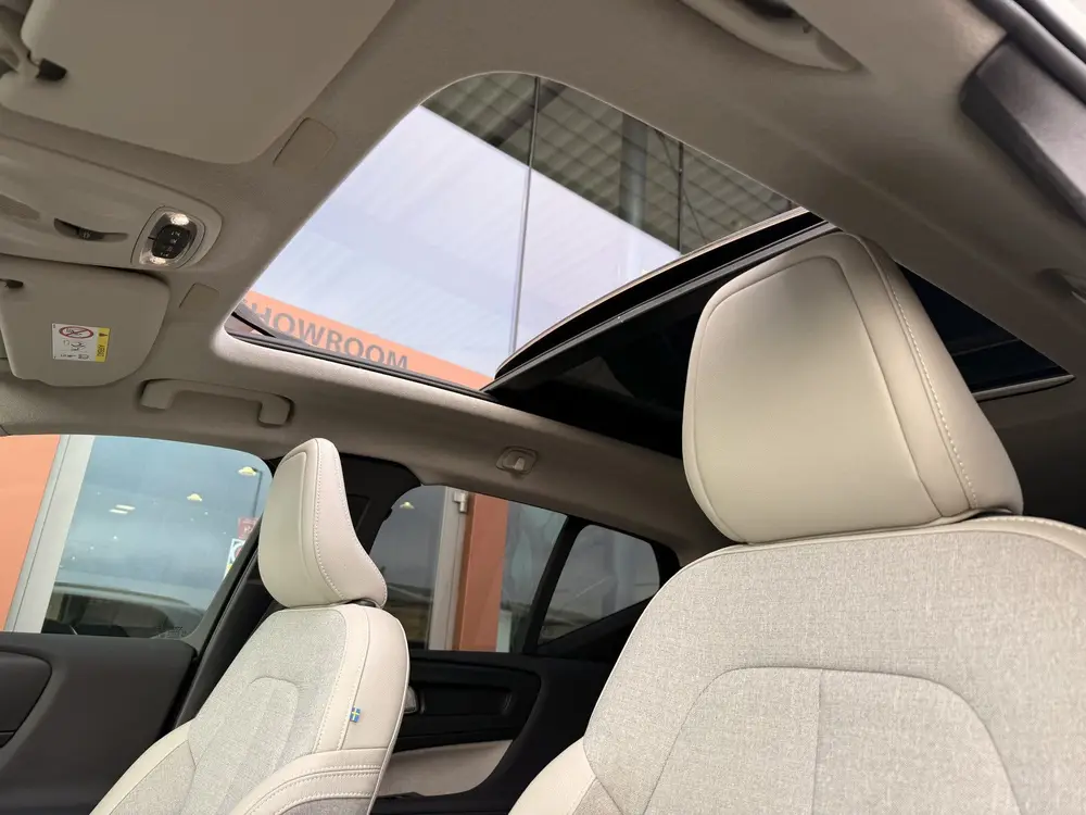 Volvo XC40 1.5 T3 uit 2019, foto 5