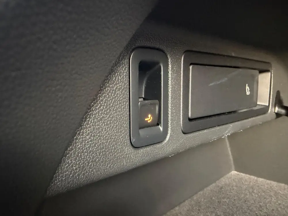 Volkswagen Tiguan 1.5 TSI 2X R-Line -VIRTUEL-PANO-CAMERA-LED uit 2022, foto 16