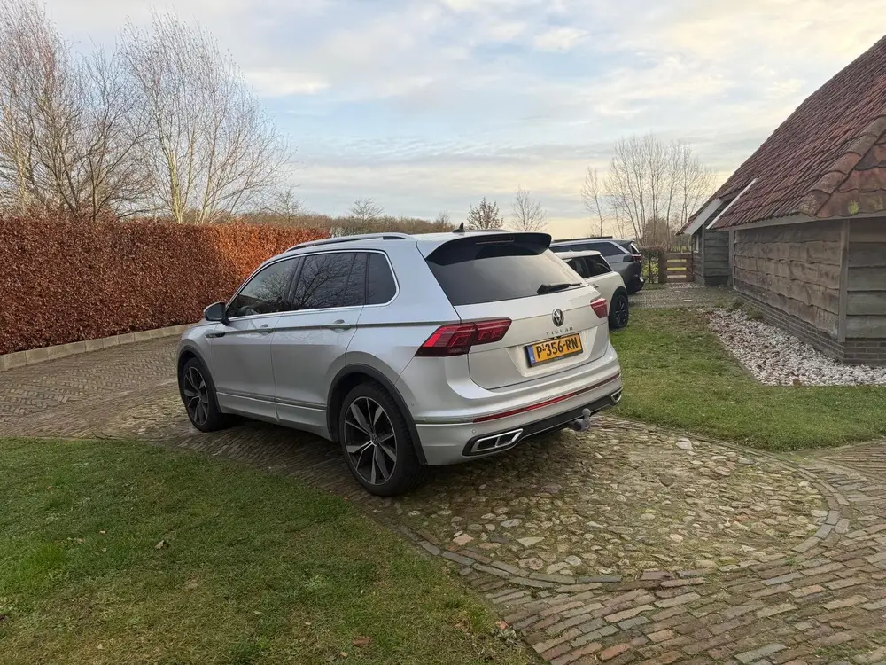 Volkswagen Tiguan 1.5 TSI 2X R-Line -VIRTUEL-PANO-CAMERA-LED uit 2022, foto 5