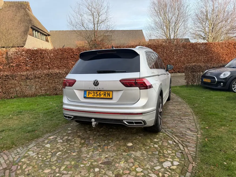 Volkswagen Tiguan 1.5 TSI 2X R-Line -VIRTUEL-PANO-CAMERA-LED uit 2022, foto 6