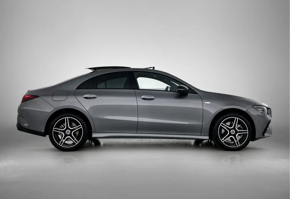 Mercedes-Benz CLA Klasse 250 e Business Solution AMG uit 2025, foto 5