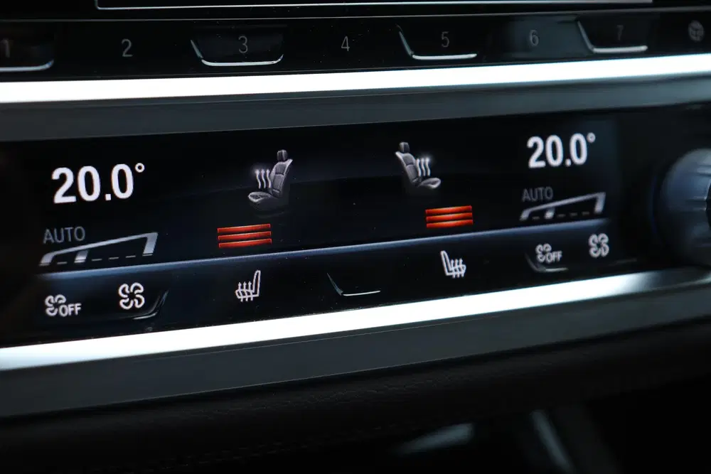 BMW 7-serie Sedan 745e uit 2019, foto 19