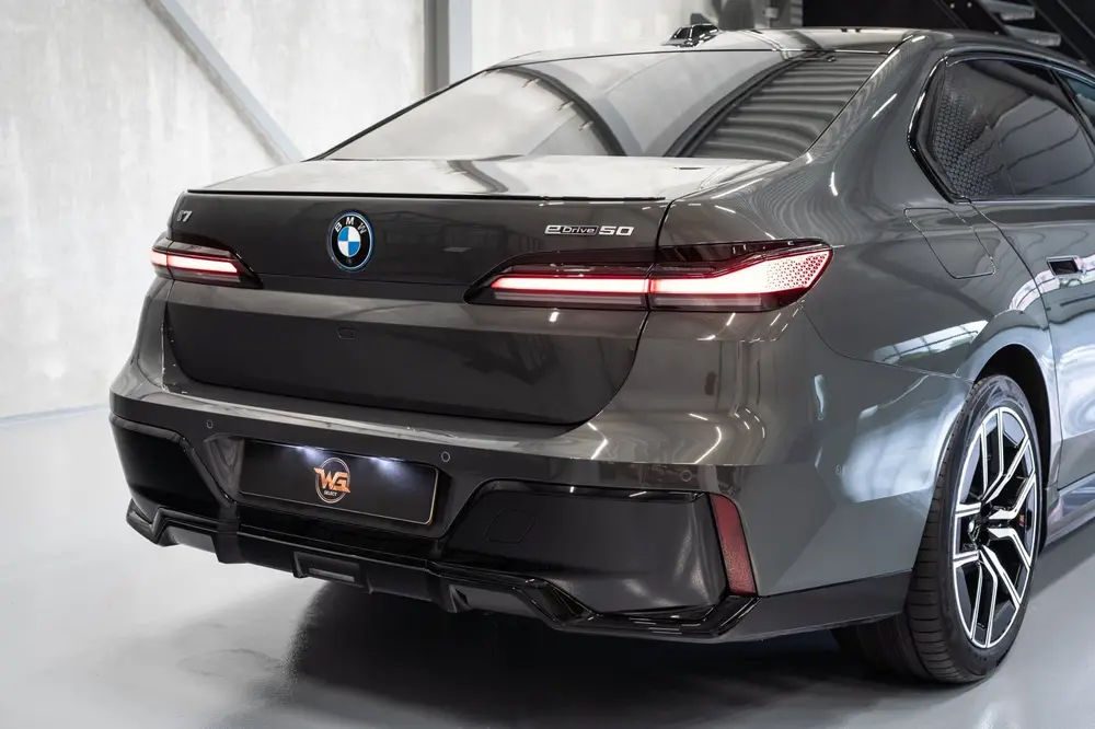 BMW i7 EDrive50 Privilege Edition 106 kWh uit 2024, foto 4