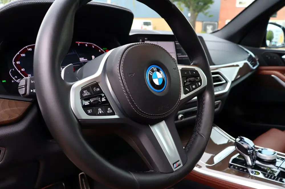 BMW X5 XDrive45e M-Sport uit 2022, foto 15
