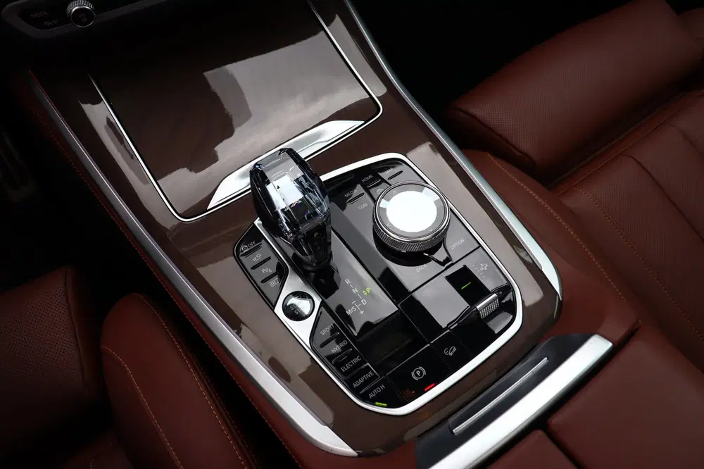 BMW X5 XDrive45e M-Sport uit 2022, foto 16