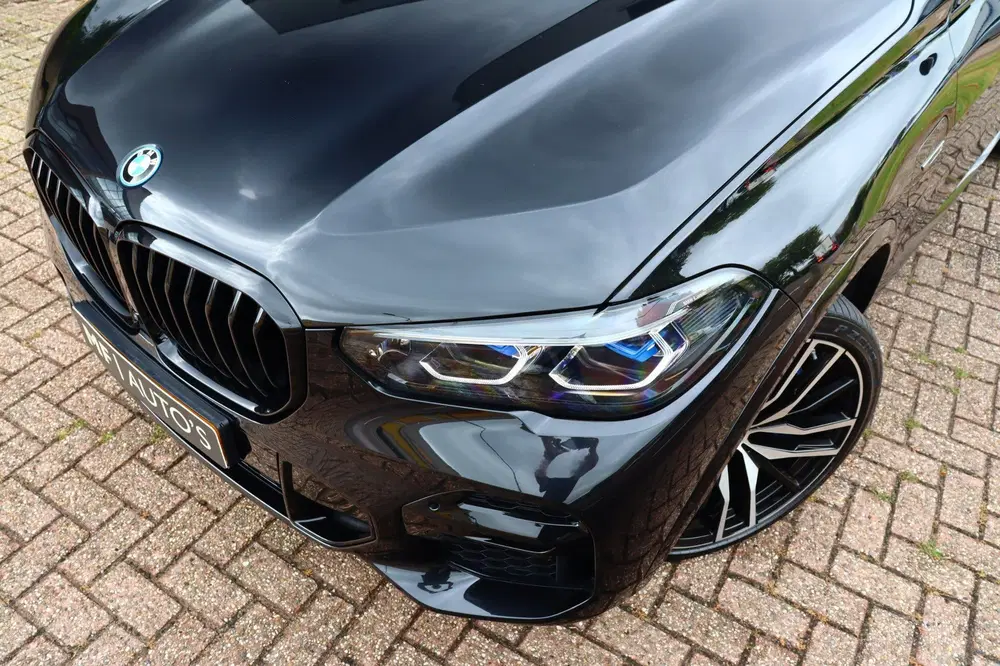 BMW X5 XDrive45e M-Sport uit 2022, foto 19