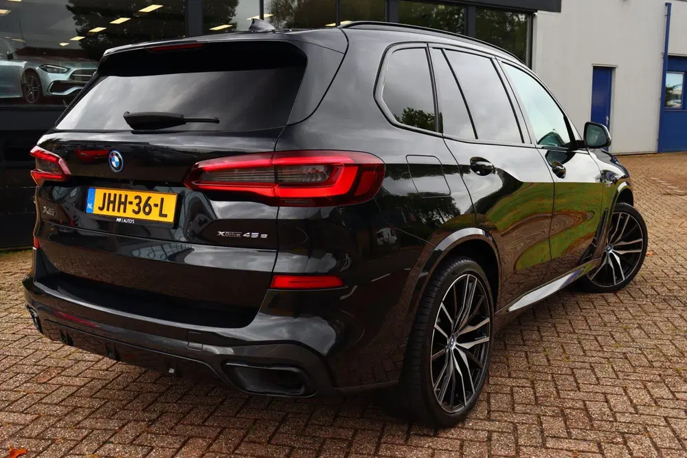 BMW X5 XDrive45e M-Sport uit 2022, foto 2