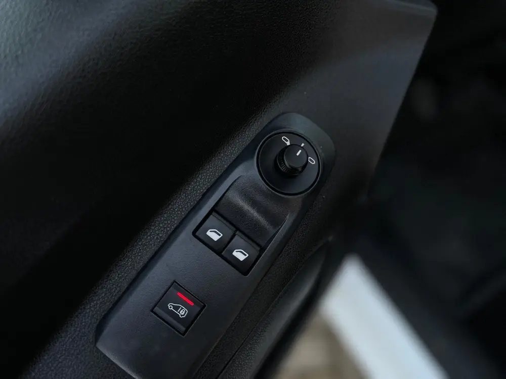 Peugeot Partner 1.2 PureTech Pro uit 2019, foto 10