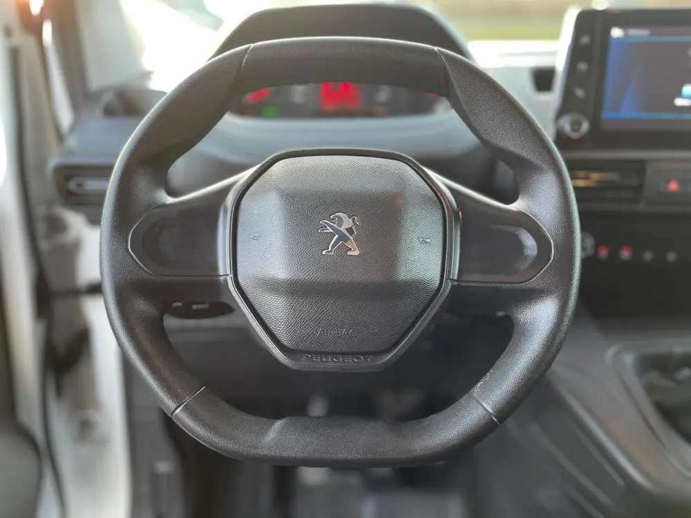 Peugeot Partner 1.2 PureTech Pro uit 2019, foto 12