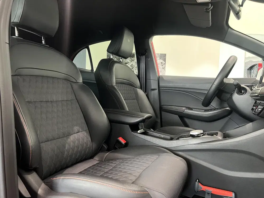 MG MG3 1.5 Hybrid+ Aut. Luxury Camera uit 2024, foto 12