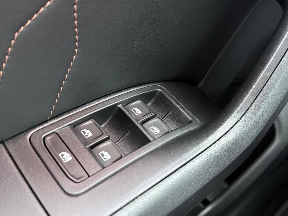 SEAT Ateca 1.5 TSI FR Business Intense uit 2024, foto 8