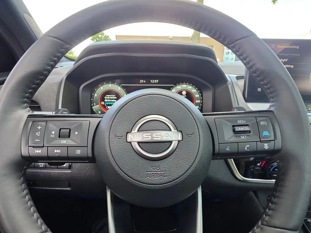 Nissan Qashqai 1.3 MHEV Tekna Plus 360 Camera Pano Incl B uit 2025, foto 17