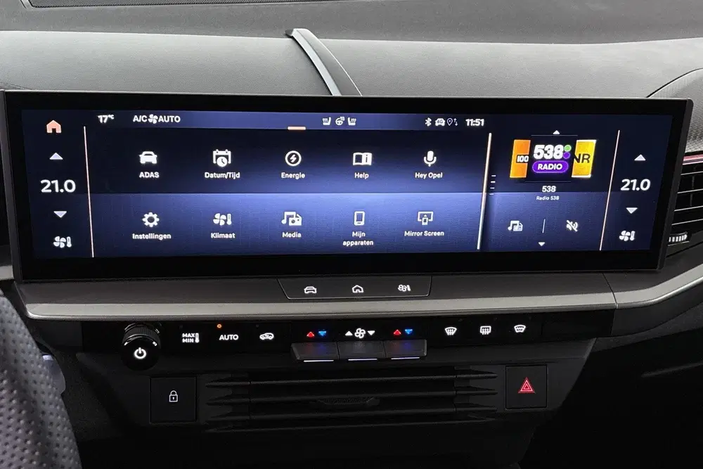 Opel Grandland 1.6 Turbo Plug-in-Hybrid Ultimate Panorama uit 2026, foto 13