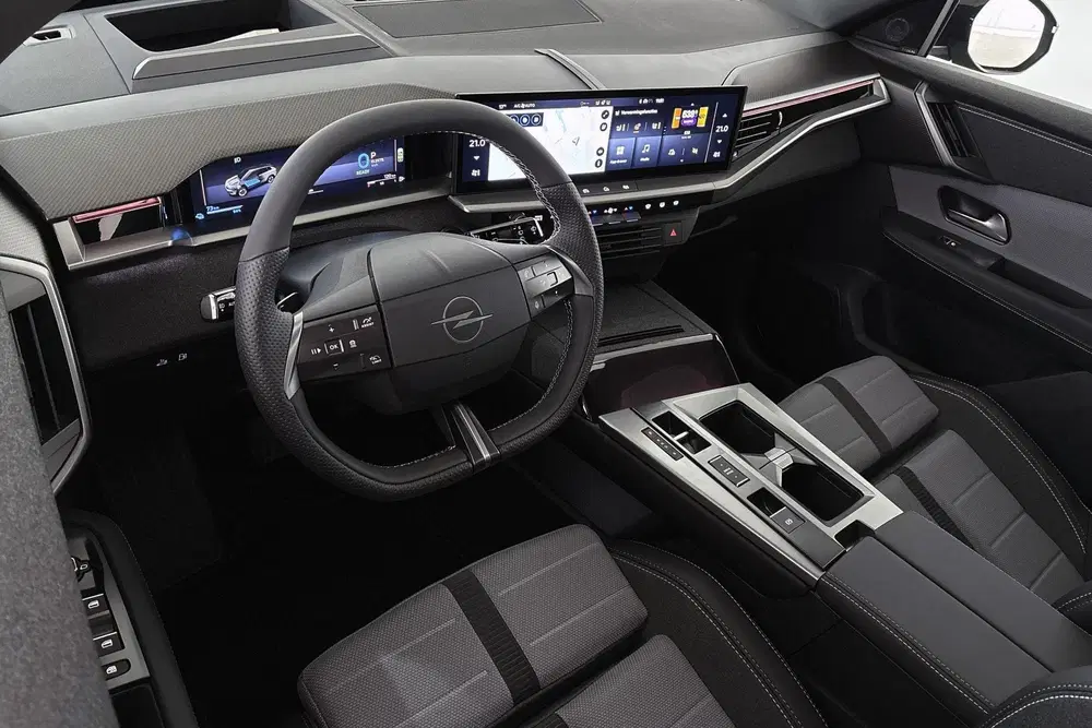 Opel Grandland 1.6 Turbo Plug-in-Hybrid Ultimate Panorama uit 2026, foto 5