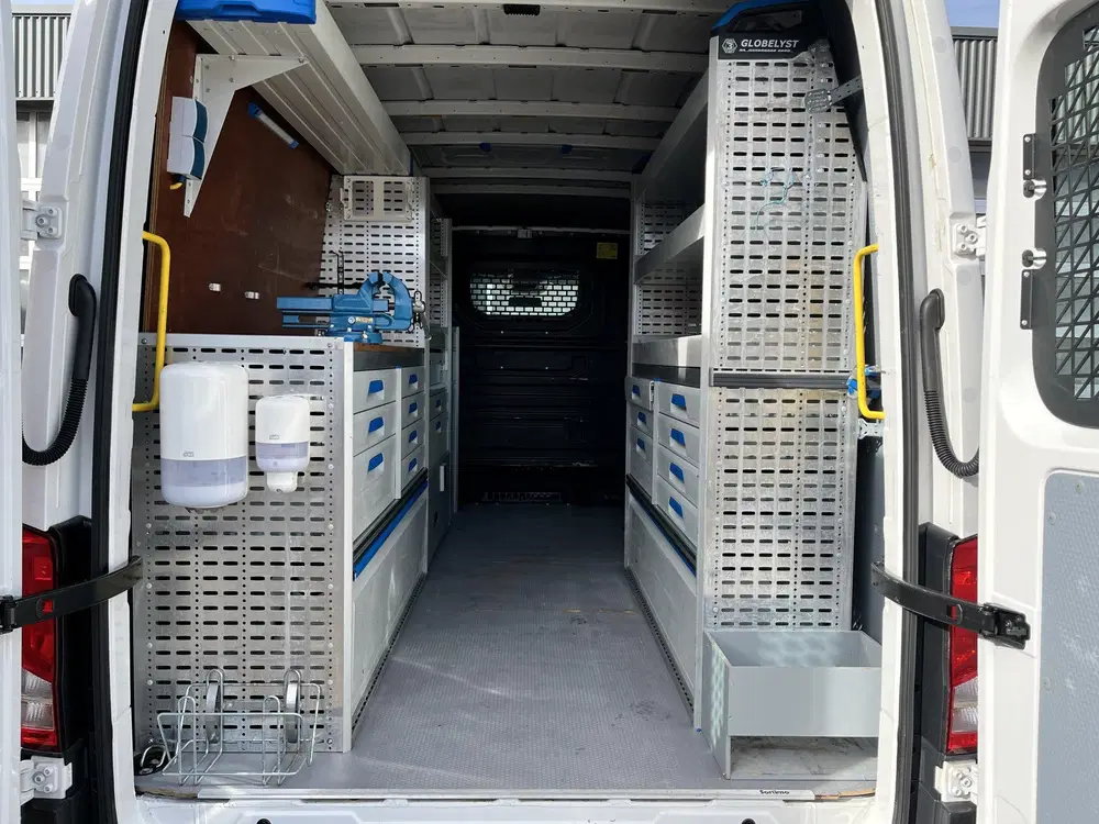 Volkswagen Crafter 35 2.0 TDI L3H3 Werkplaats inrichting Act uit 2019, foto 3