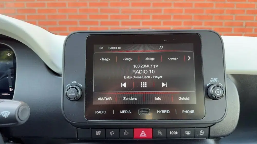 Fiat Panda 1.0 Hybrid Pandina Cross Hoge Zit Carplay uit 2025, foto 19