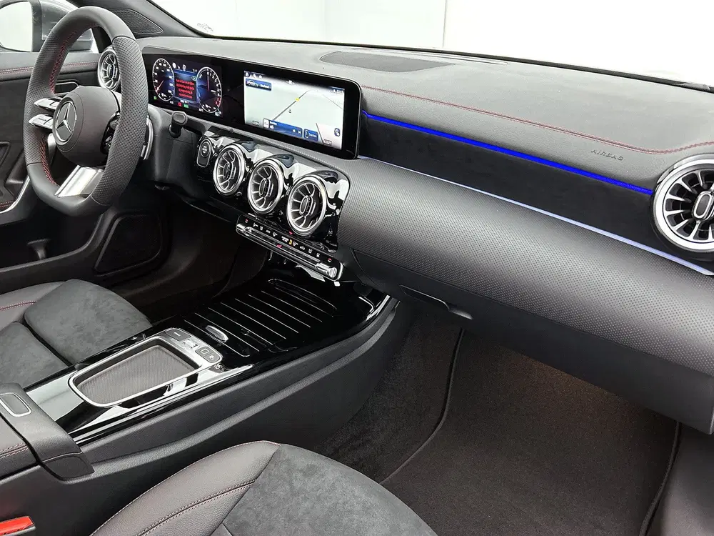 Mercedes-Benz CLA Klasse 250 e Business Solution AMG uit 2025, foto 6