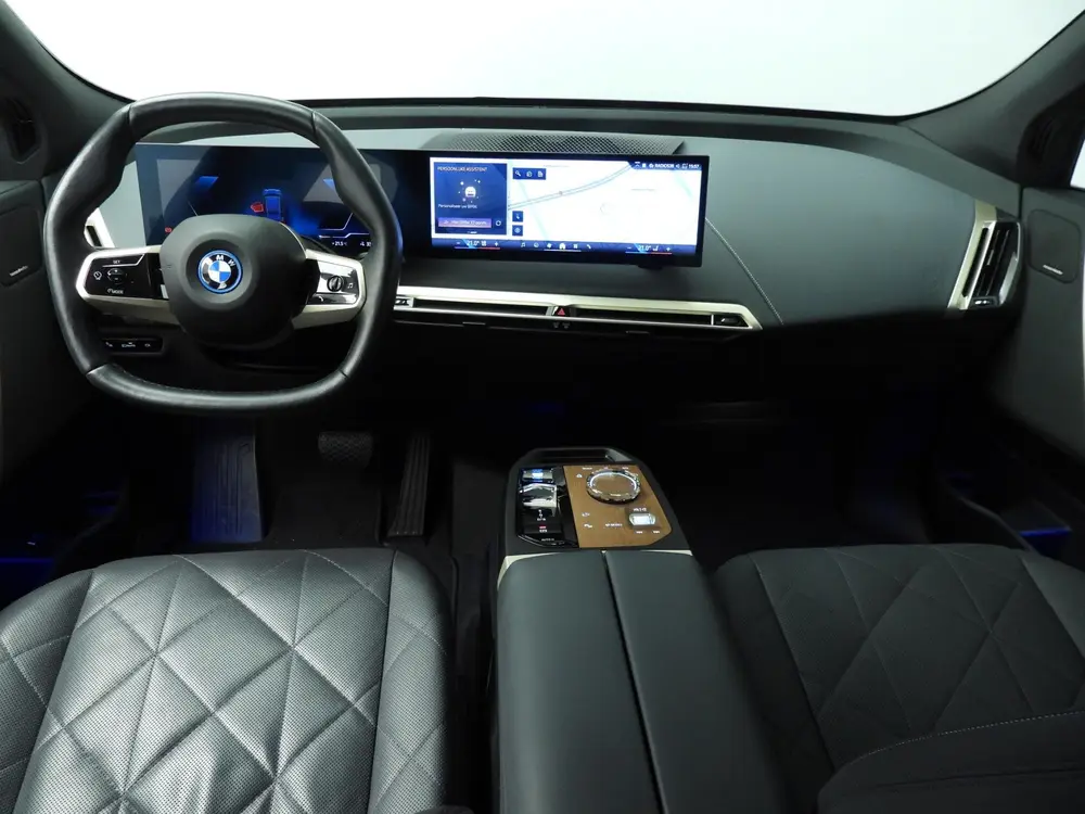 BMW iX xDrive40 uit 2023, foto 10