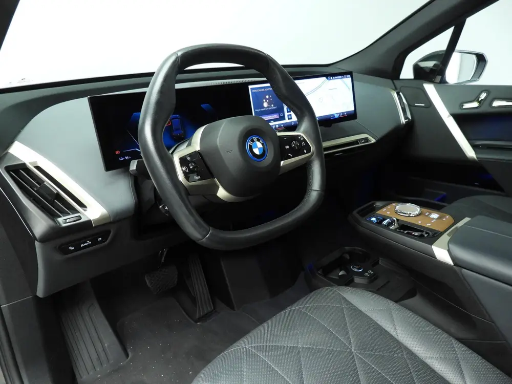 BMW iX xDrive40 uit 2023, foto 6