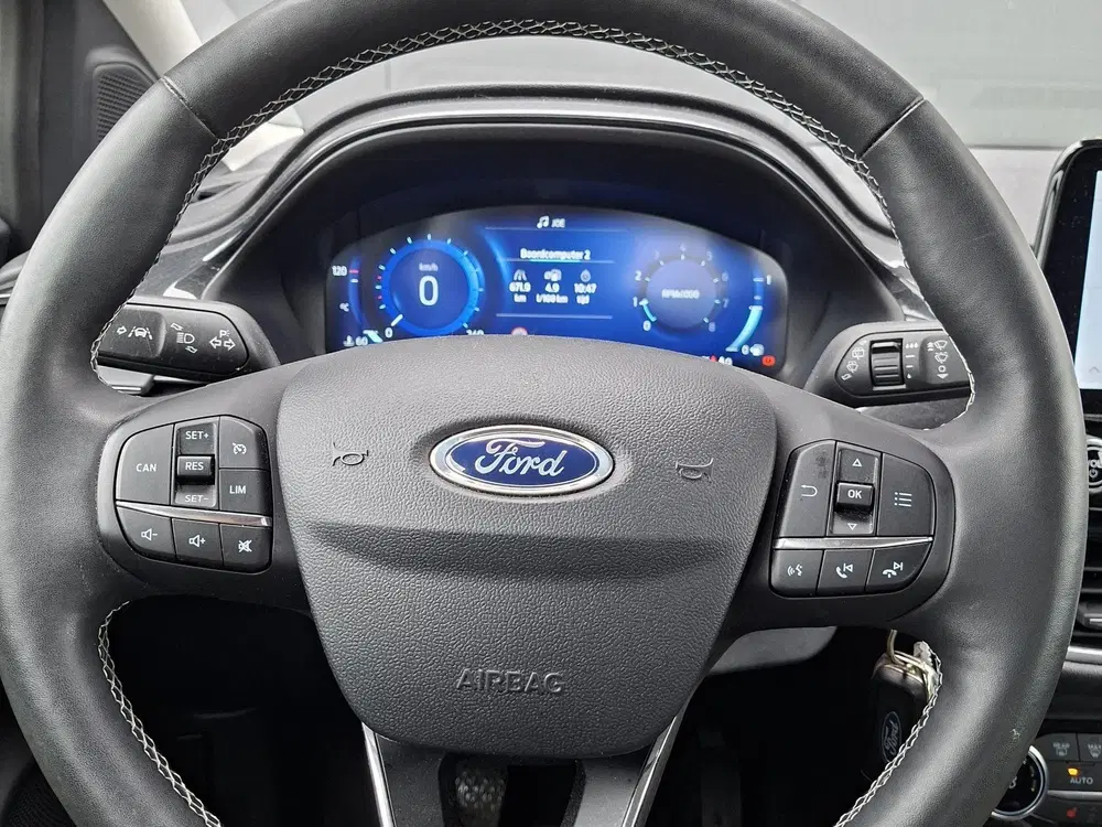 Ford Puma 1.0 EcoBoost Hybrid Titanium X stoelverwar uit 2022, foto 11