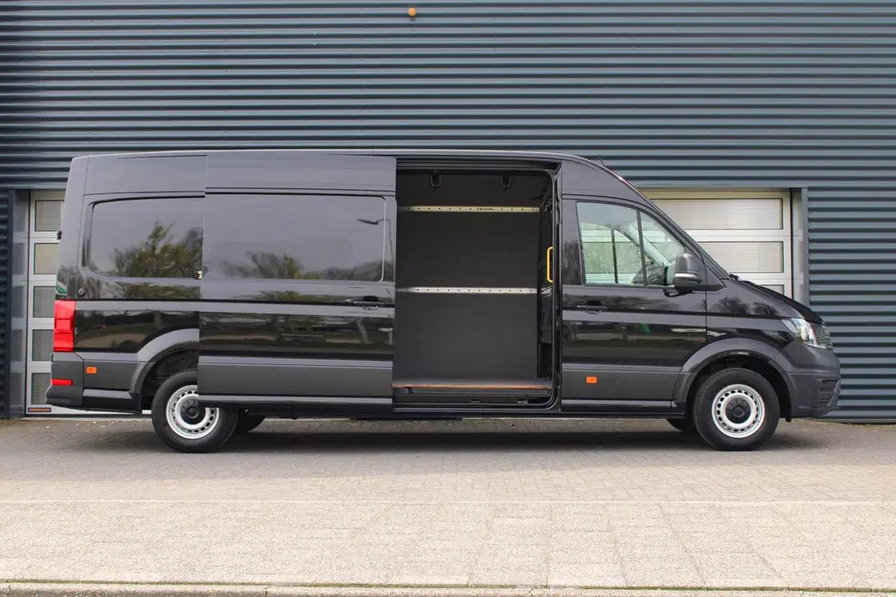 Volkswagen Crafter 35 2.0 TDI 140pk L4H3 uit 2024, foto 4
