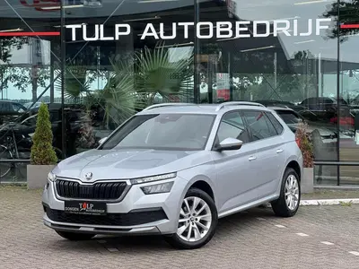 Skoda Kamiq 1.0 TSI Automaat sportstoelen stoelverw uit 2022